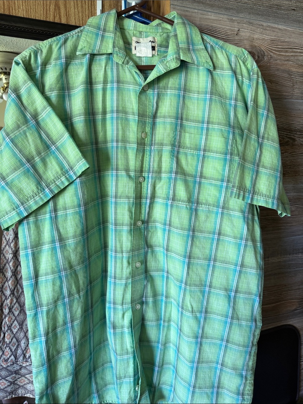 Wrangler Green Plaid Short Sleeve Button Down Shirt